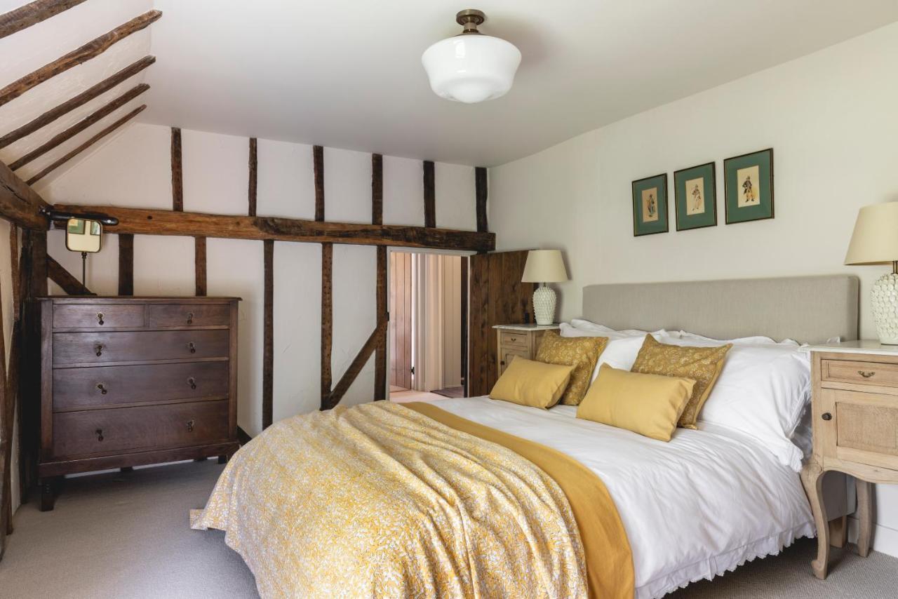 Cosy Cottage With Beautiful Garden, Hottub & Sauna Marden  Екстер'єр фото