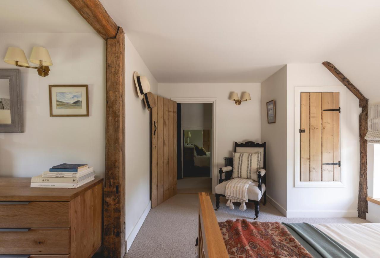 Cosy Cottage With Beautiful Garden, Hottub & Sauna Marden  Екстер'єр фото